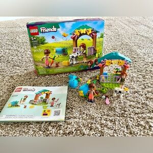 Lego Friends 42607 Autumn’s Baby Cow Shed